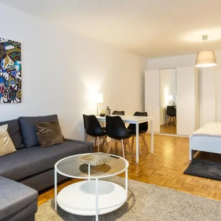 Ferienwohnung In Potsdam Babelsberg Naehe Berlin Exterior photo